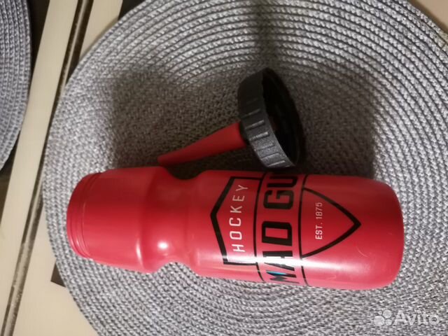 Хоккейная бутылка