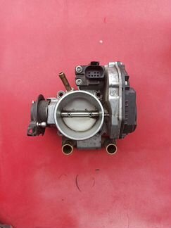 Дроссельная заслонка volkswagen Passat b5