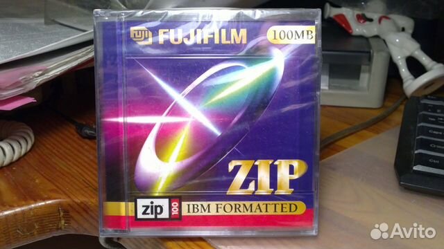 Магнитооптический диск (ZIP ) новый в упаковке