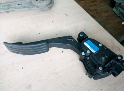 Педаль газа ниссан альмера g15