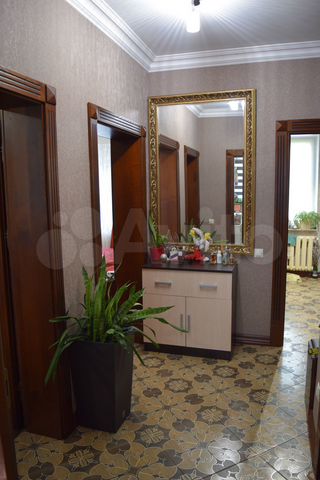 2-к. квартира, 54 м², 1/3 эт.
