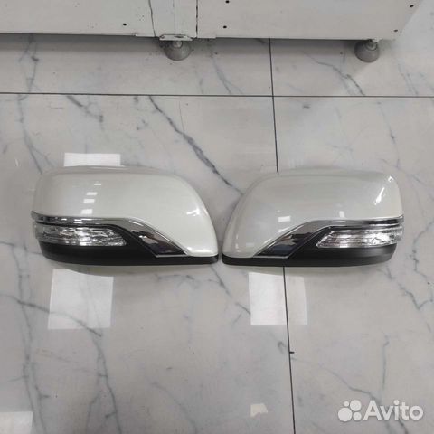 Накладки боковых зеркал Toyota LC200