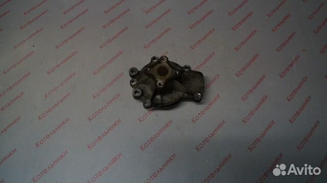 Nissan 21010-9F501 Насос водяной