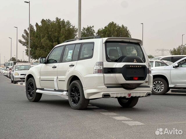 Mitsubishi Pajero 3.8 AT, 2020, 500 км