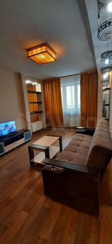 2-к. квартира, 58 м², 9/14 эт.