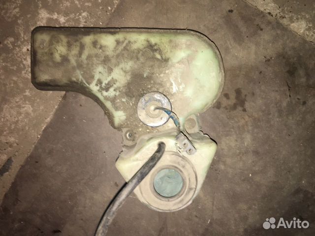 Бачок стеклоомывателя Volvo 960