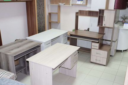Письменные и компьютерные столы