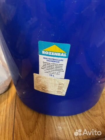 Ведро и швабра