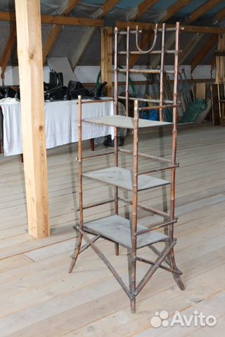 Старинная этажерка