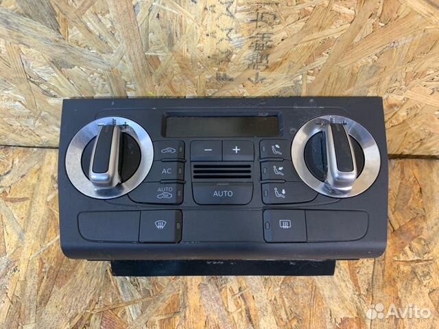 Блок управления климат-контролем Audi A3 8P(5хб)