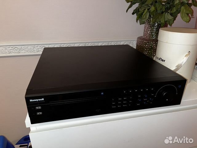 Ip видеорегистратор для видеонаблюдения Honeywell