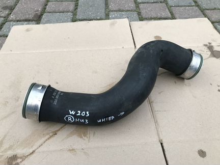 Патрубок интеркулера на Mercedes W203 C-Class