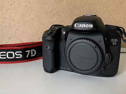 Фотоаппарат Canon EOS 7D + объектив 50 mm