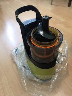 Соковыжималка шнековая Oursson