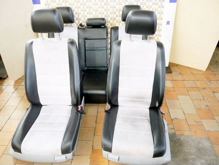 Сиденья комплект Фольксваген Туарег 2008+