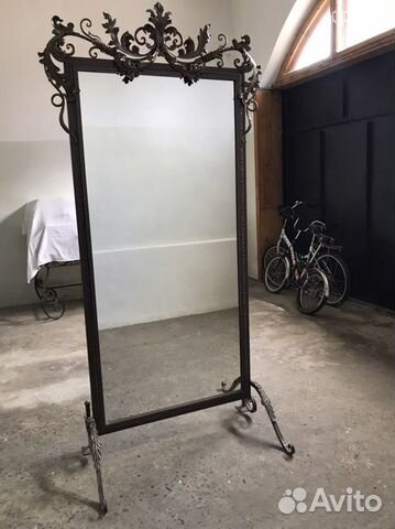 Зеркало напольное