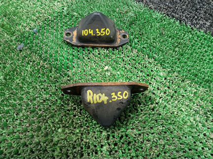 Декоративная накладка двигателя Mitsubishi Fuso Canter FE 85D Mitsubishi Fuso Canter