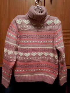 Свитер шерстяной