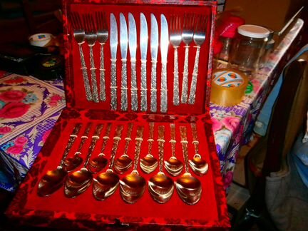 Набор столовых предметов