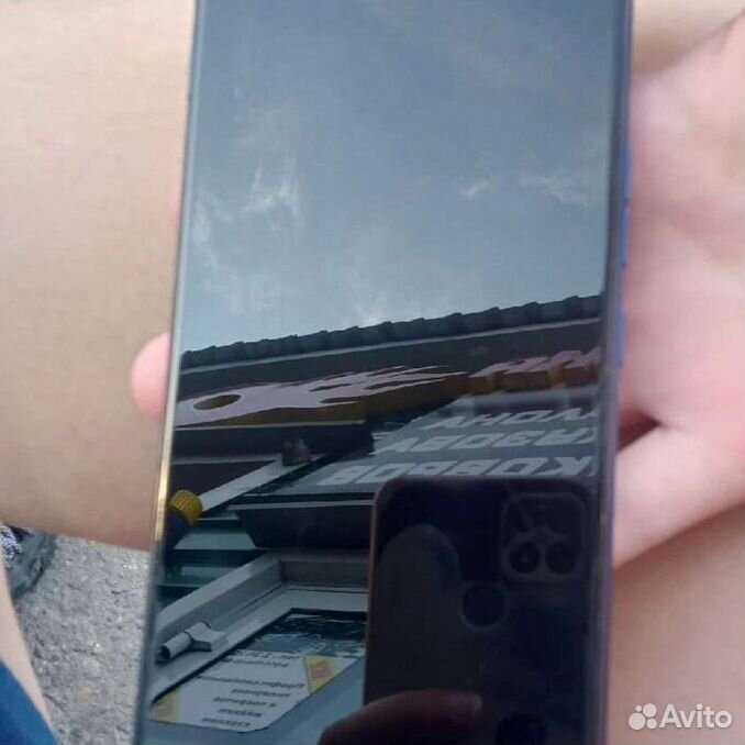 Телефон техно авито. Бракованный дисплей. Бракованный экран на Xiaomi c31. Бракованный дисплей с валберис.