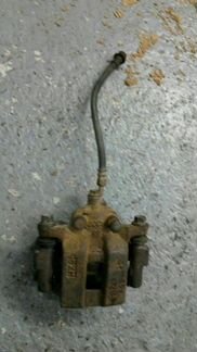 Задний Левый суппорт Инфинити М 35 Y50