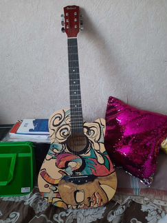 Акустическая гитара