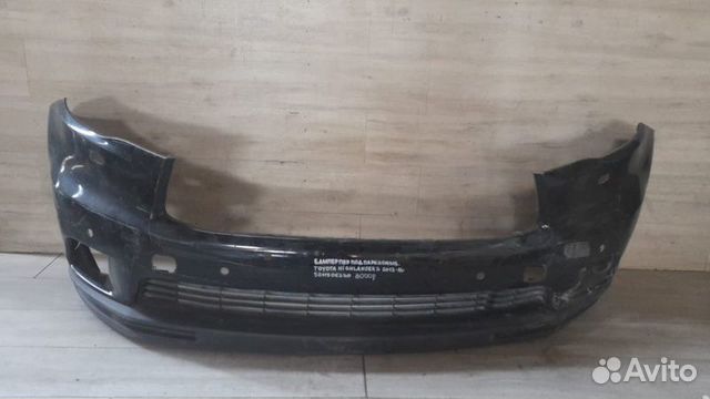 Бампер передний под парктроники и омыватели Toyota