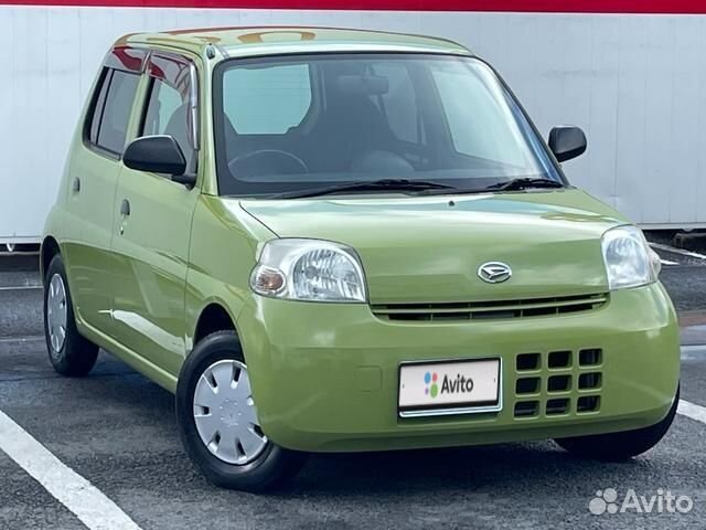 Daihatsu esse 2010