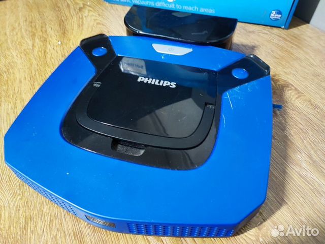 Робот-пылесос Philips