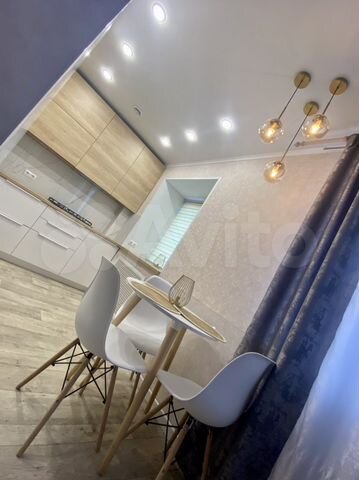 2-к. квартира, 50 м², 1/4 эт.