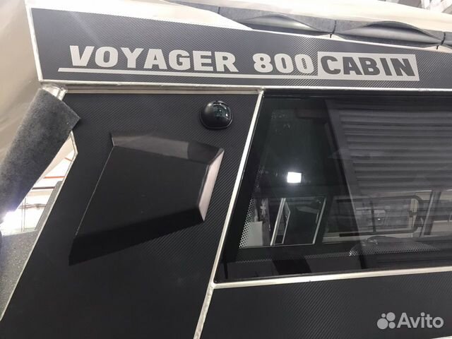 Voyager 800 cabin