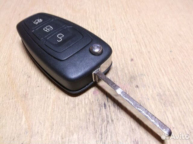 AM5T 15K601 AE Ford 3 Button Remote Key Continenta