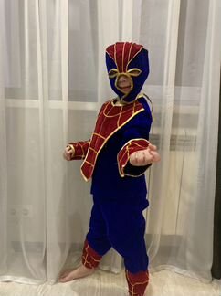 Новогодний костюм для мальчика супергерой, человек