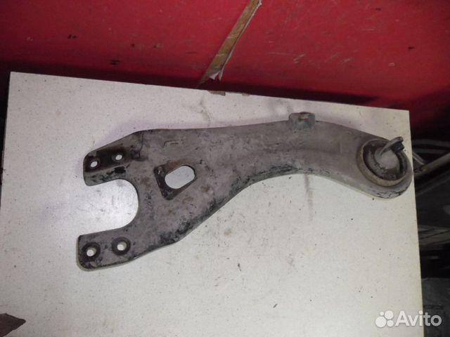 Рычаг задний правый 552802H000 Hyundai i30 (GD)