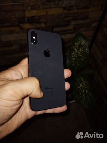 iPhone X 64GB Черный