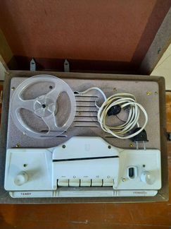 Катушечный магнитофон