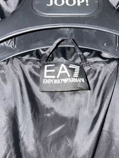 Куртка ea7 чёрная