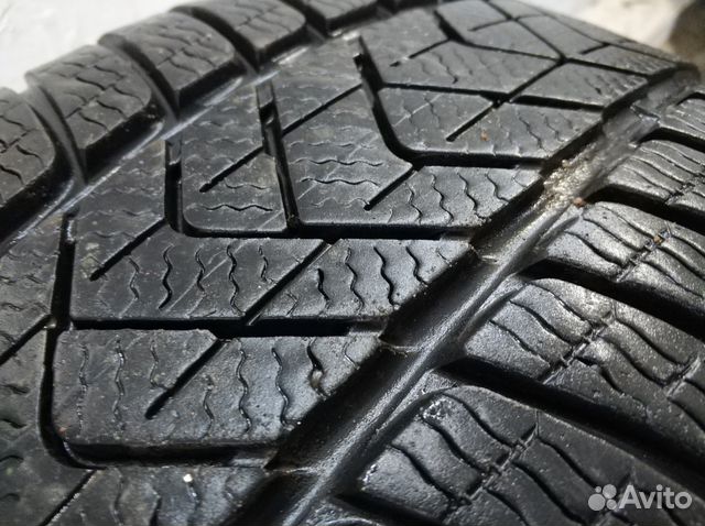Pirelli Winter Sottozero 3 8.5/45 R19