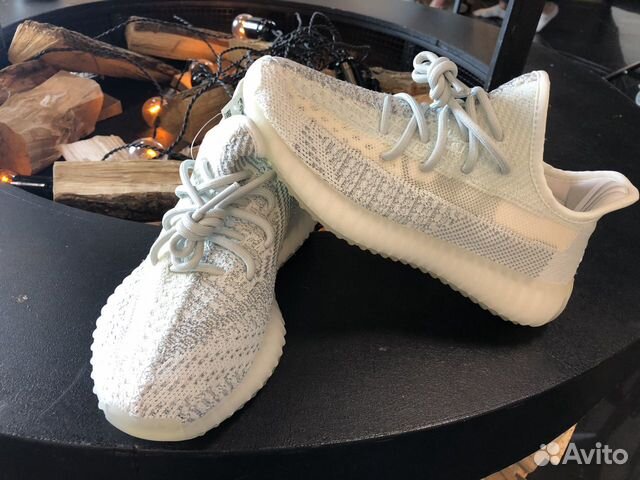 Adidas Yeezy Boost 350 V2 Cloud White