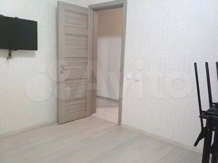 2-к. квартира, 48 м², 2/10 эт.