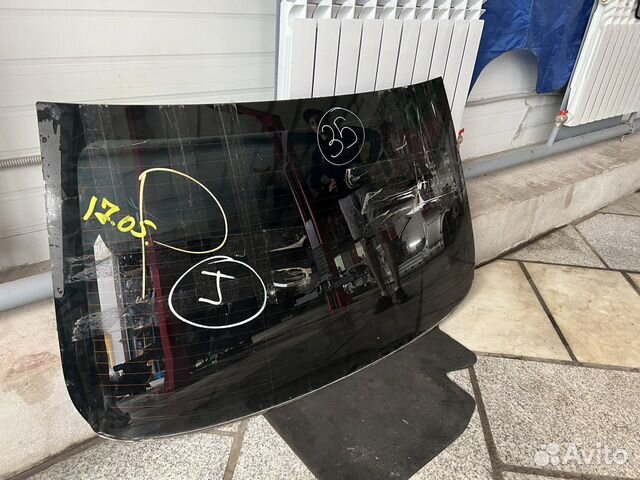 Заднее стекло BMW F10