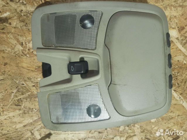 Плафон салонный Volvo XC90