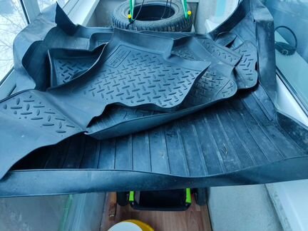 Автоковрики резиновые