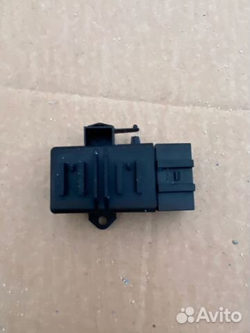 Блок реле подогрева сидений Volkswgagen Polo 5 Sed