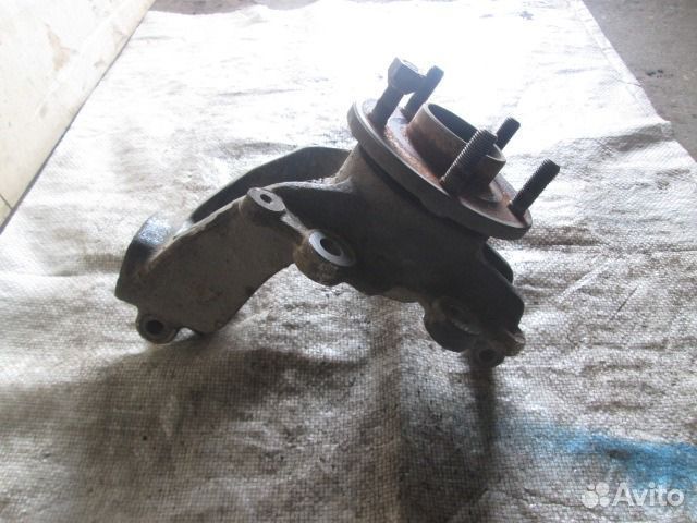 Кулак передний левый правый форд фокус 3 Ford