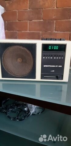 Приёмник с часами