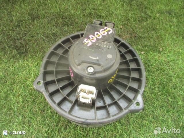 Мотор печки на honda FIT GP1 LDA