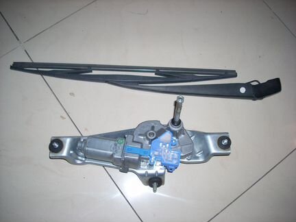 Механизм заднего дворника Субару Импреза 2010 года