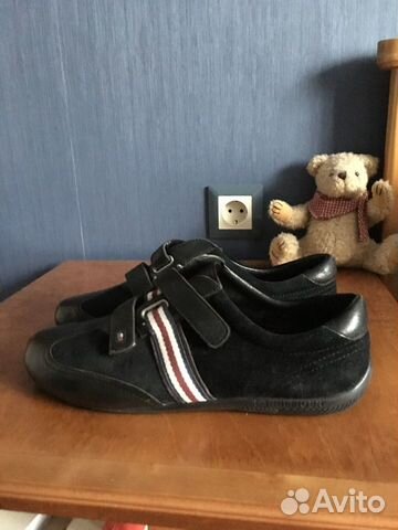 Кожаные кроссовки Tommy Hilfiger 42 размер