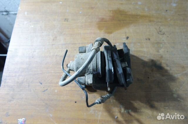 Суппорт передний правый Fabia 1999-2006